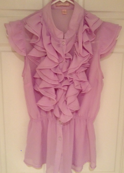 Romeo & Juliet Couture Ruffle Top Size M