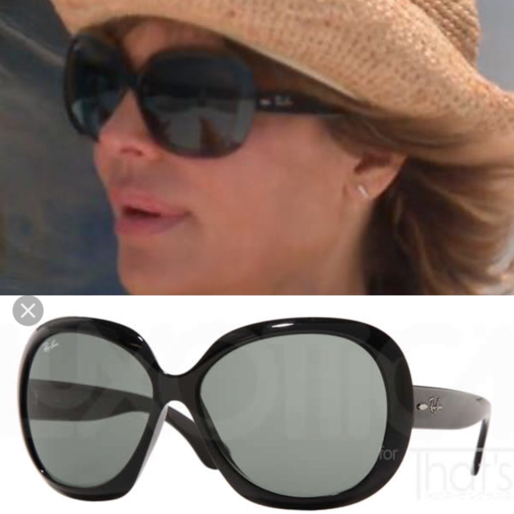 Lisa Rinna's Oversized Black Sunglasses 