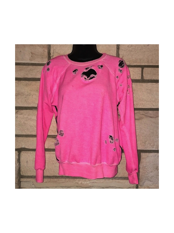 Dorit Kemsley’s Hot Pink Sweatshirt