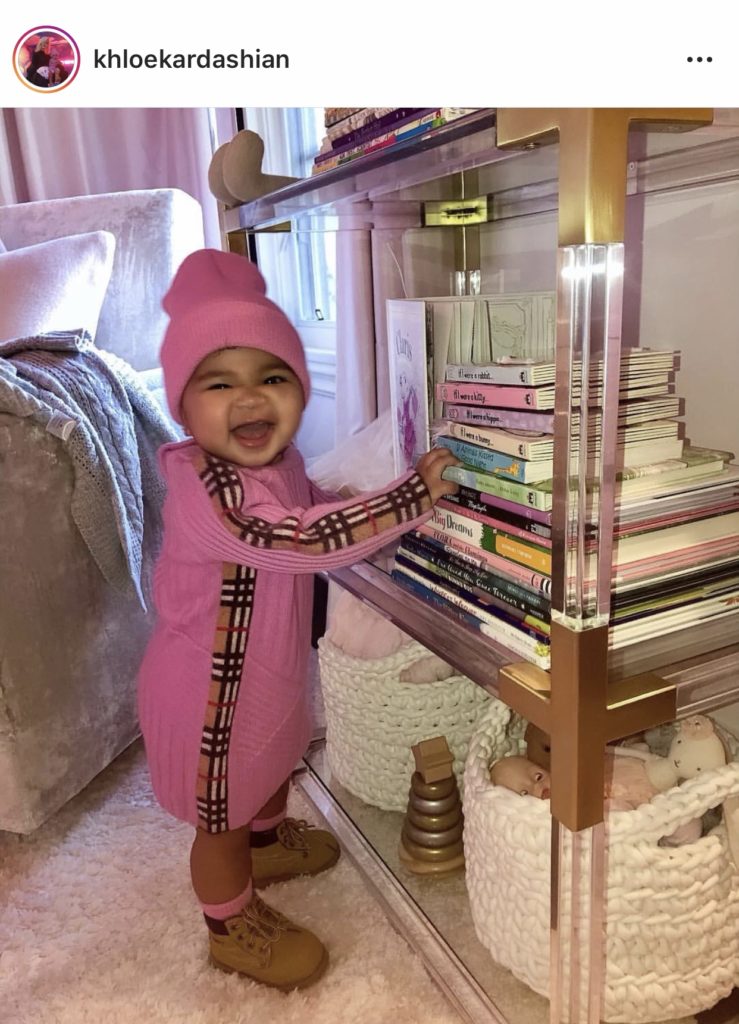 Khloe Kardashian’s White Chunky Knit Nursery Baskets On Instagram