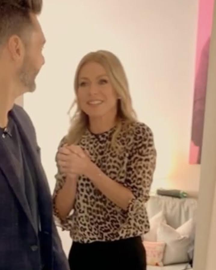 Kelly Ripa's Leopard Print Top