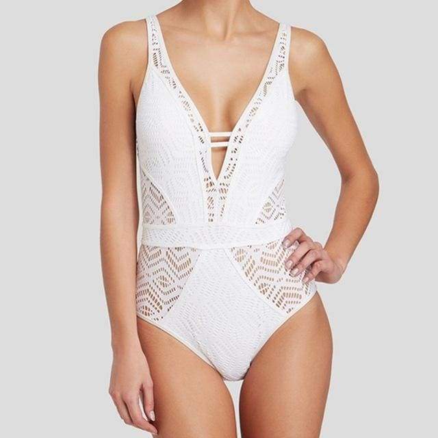 Sonja Morgan’s White Crochet Swimsuit