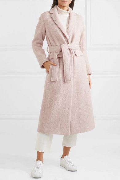 Hannah Brown’s Pink Fur Coat