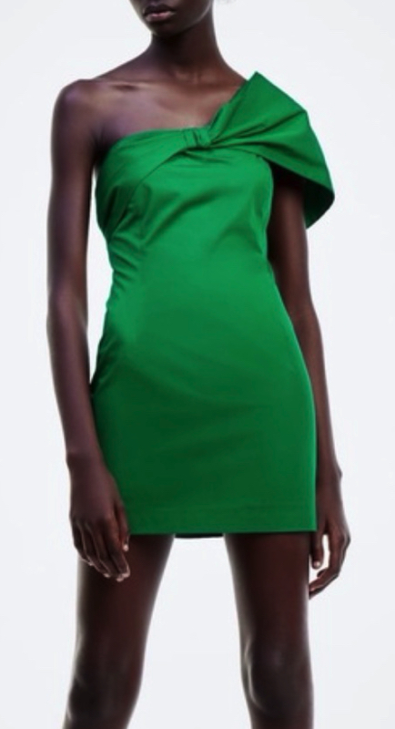 Jules Daoud’s Green One Shoulder Bow Dress