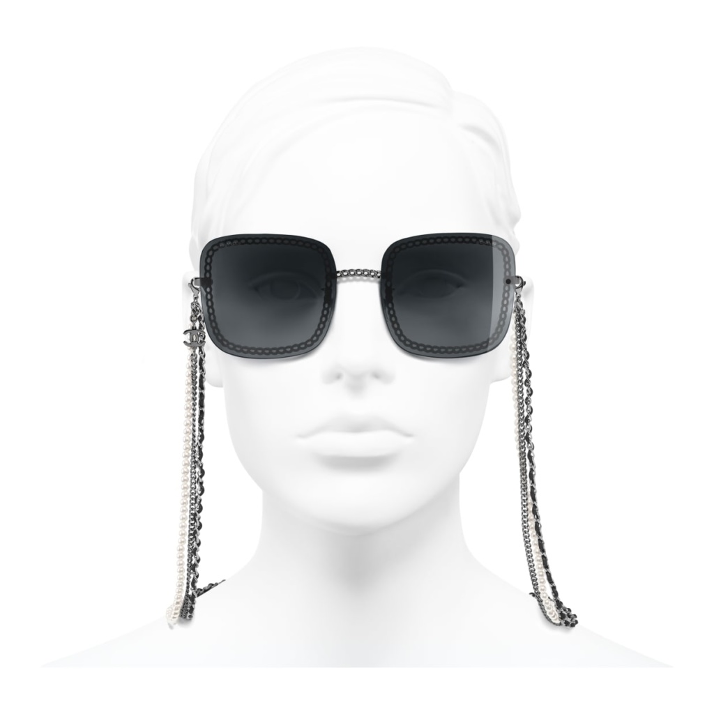 Dorit Kemsley's Black Square Sunglasses