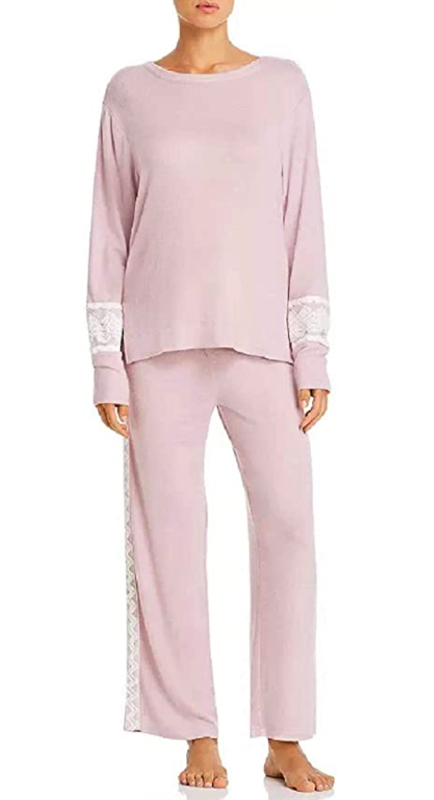 Braunwyn Windham-Burke’s Mauve Lace Detail Pajamas