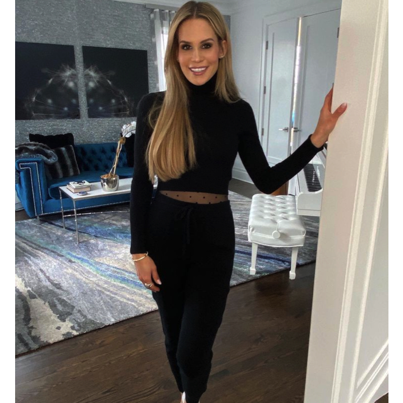 Jackie Goldschneider’s Black Cashmere Outfit