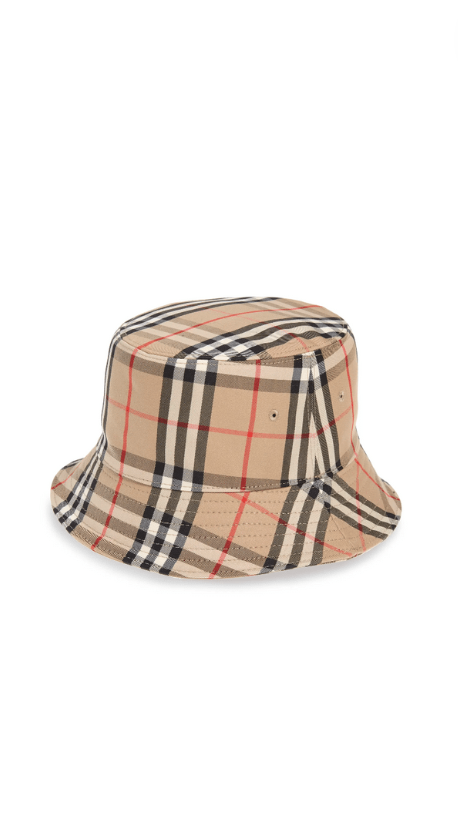 Lisa Rinna's Burberry Bucket Hat
