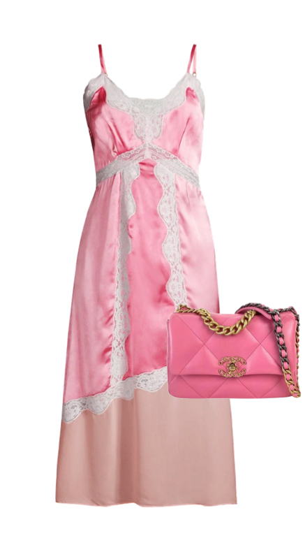 Bethenny Frankel’s Pink Lace Detail Dress