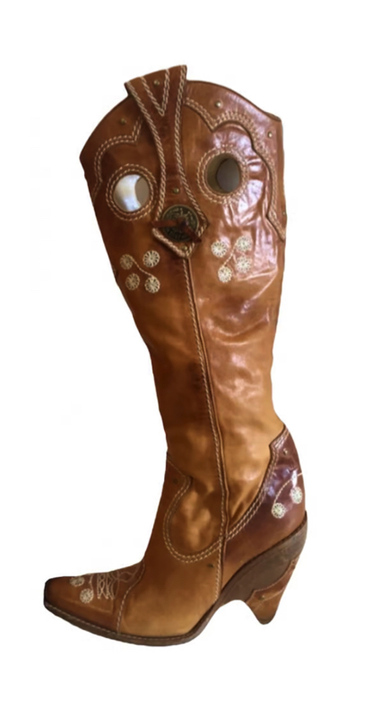 Lisa Barlow’s Cowboy Boots 1