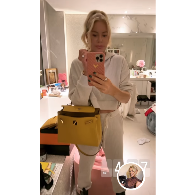 Caroline Stanbury's Ivory Lounge Set