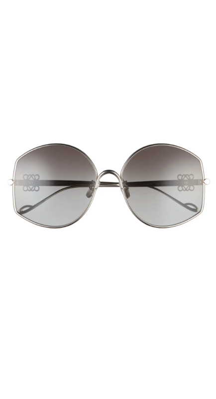 Lisa Barlow’s Silver Round Sunglasses 1