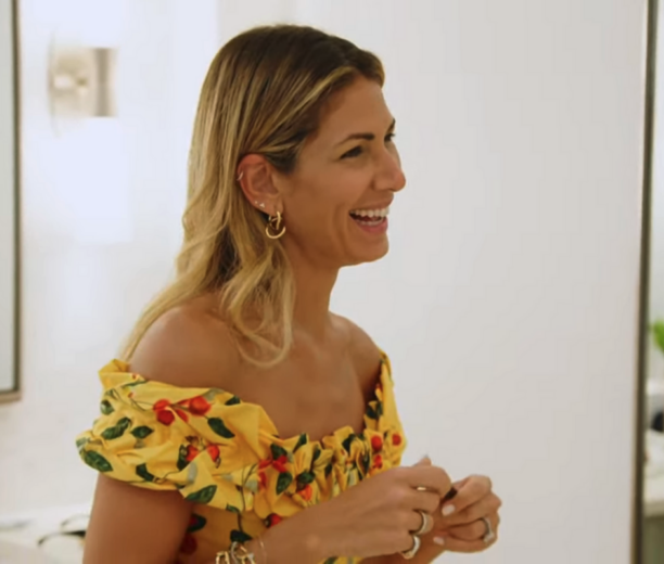 Erin Lichy's Yellow Floral Off The Shoulder Dress